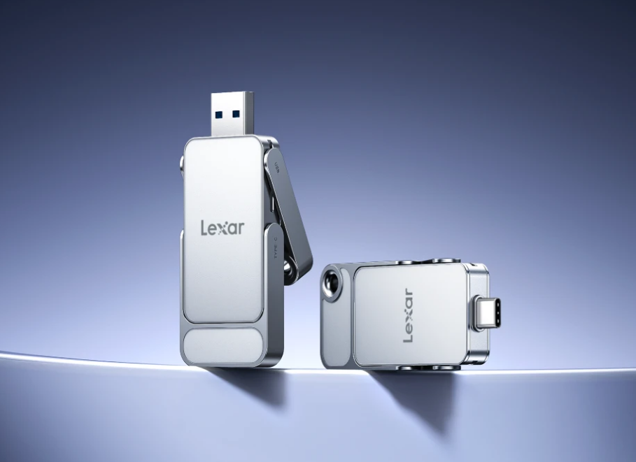 Lexar D70E portable SSD