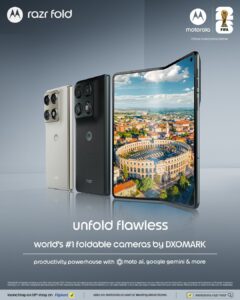 Foldable smartphone