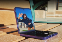 Best Flip Phones of 2026 Motorola Razr 70 Ultra