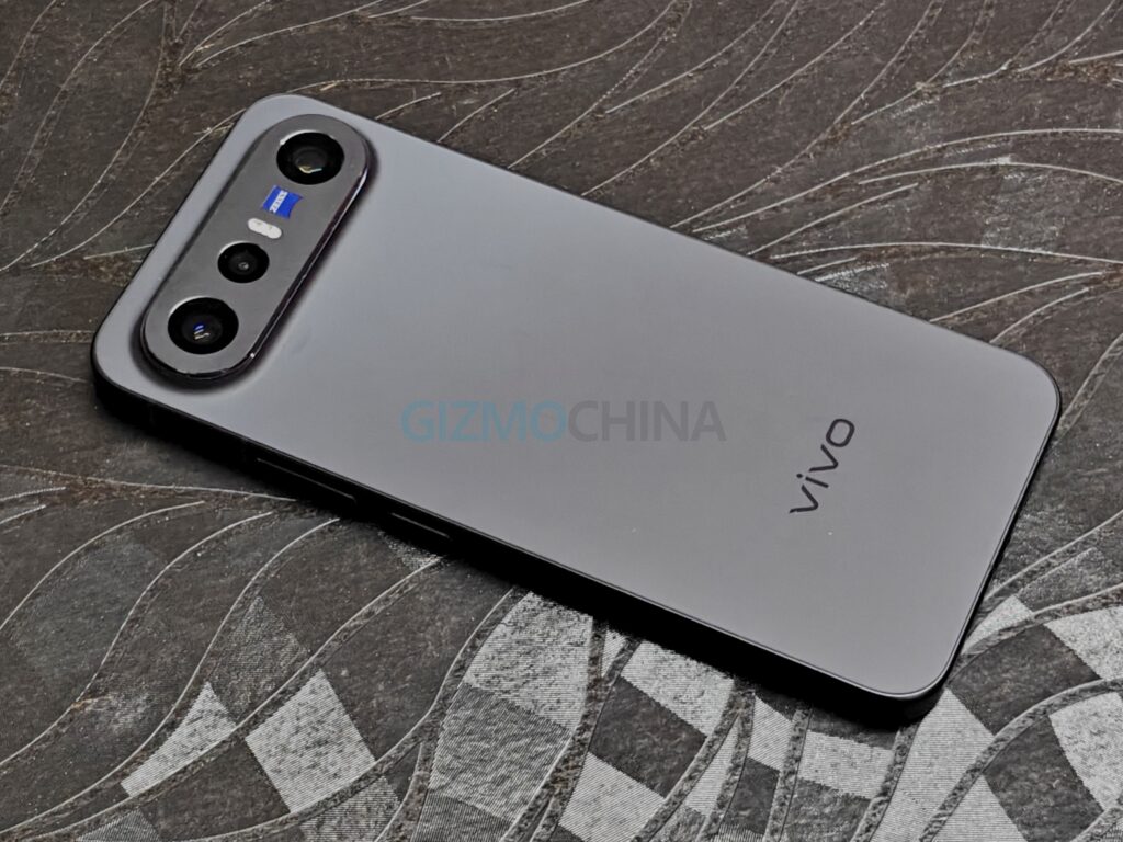 Vivo X300 FE