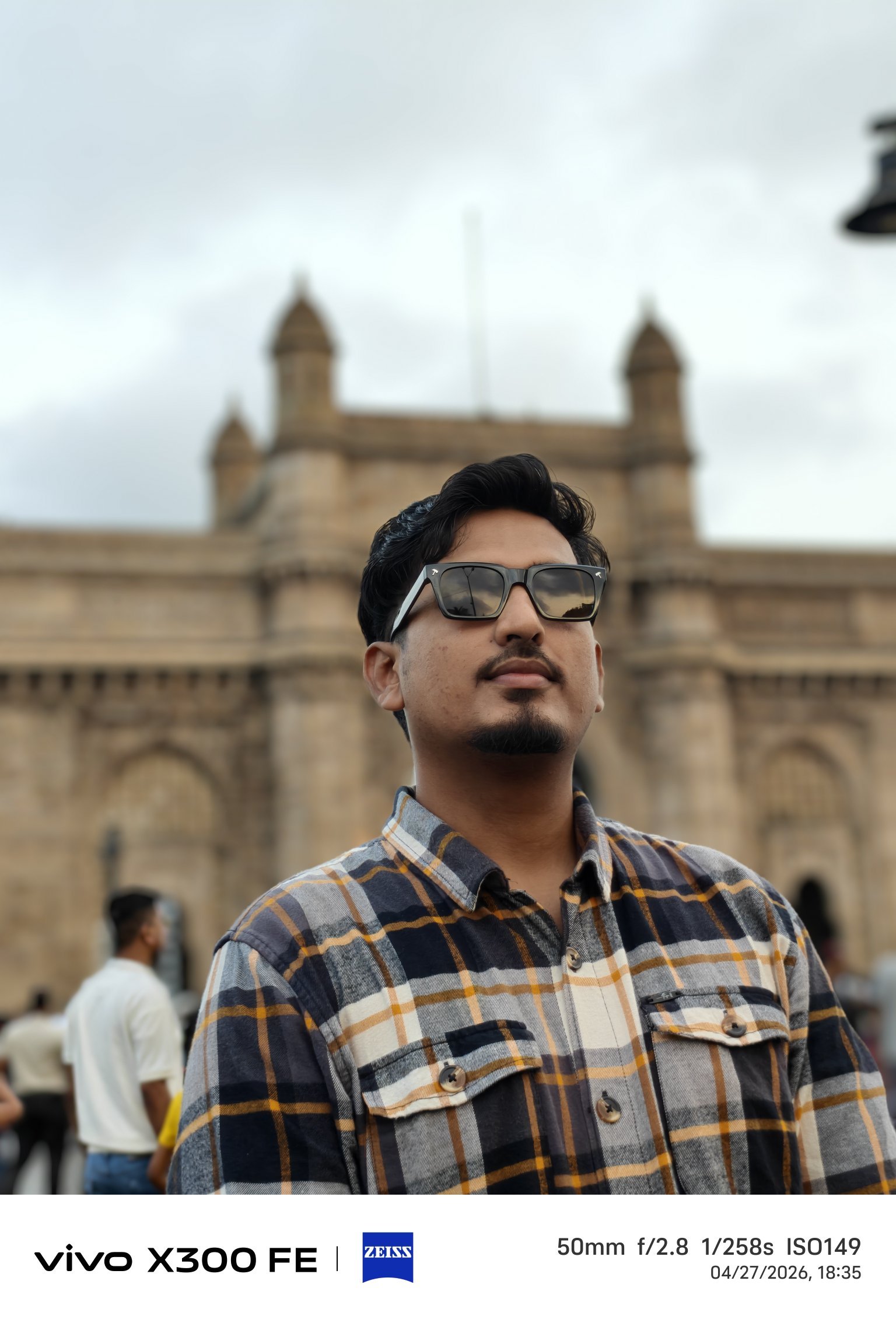 Vivo X300 FE portraits