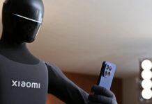 Xiaomi shows its humanoid robot clicking photos from the Xiaomi 17T Pro
