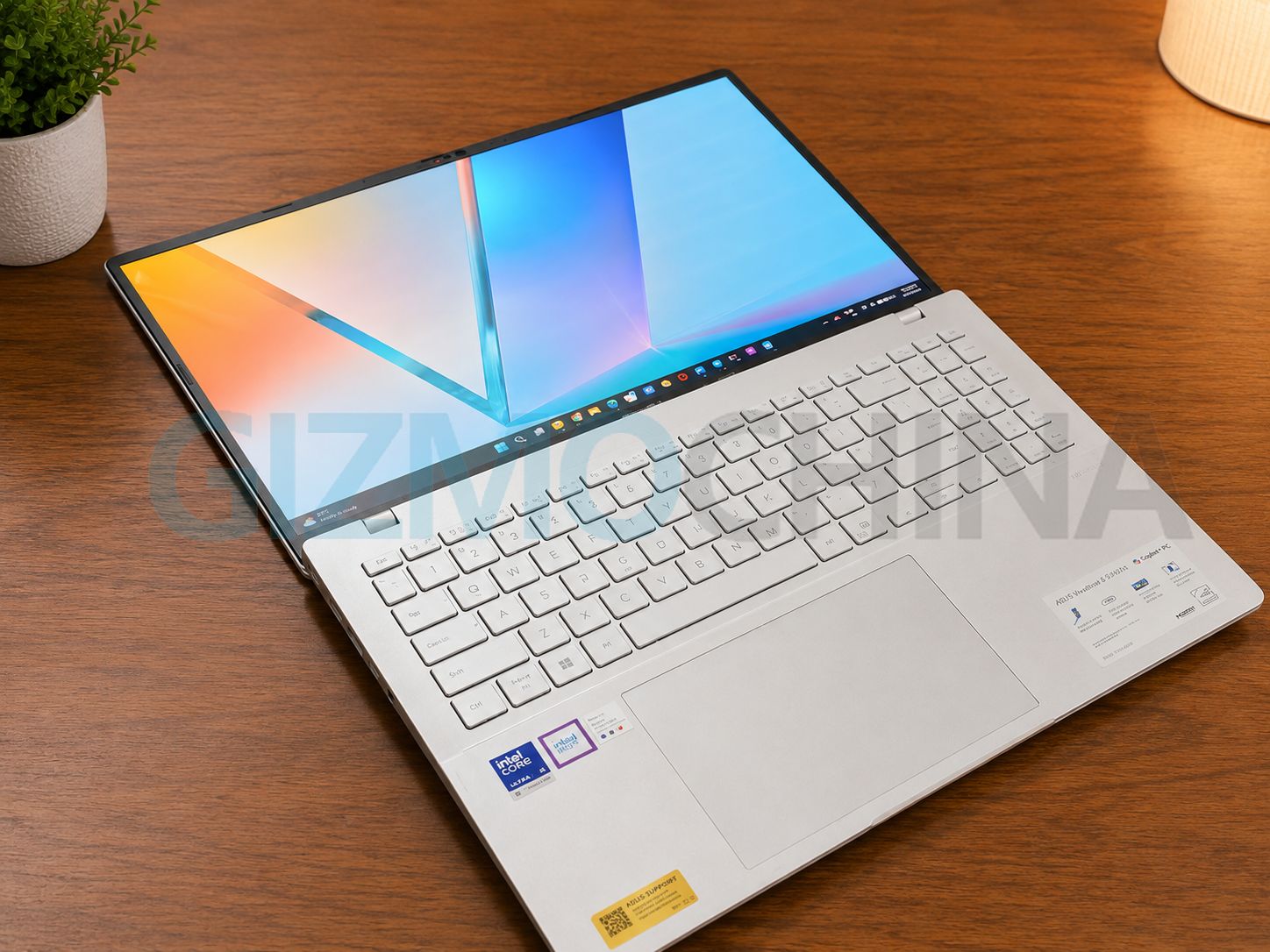 Asus Vivobook S16