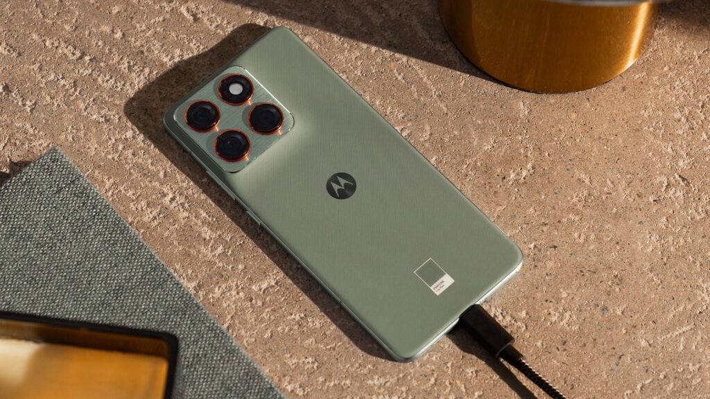 Motorola Android 17 beta features