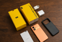 Poco M8 Power box contents
