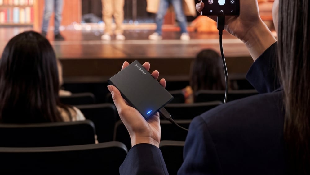 Samsung Portable P7 and P9 USB 4 SSDs