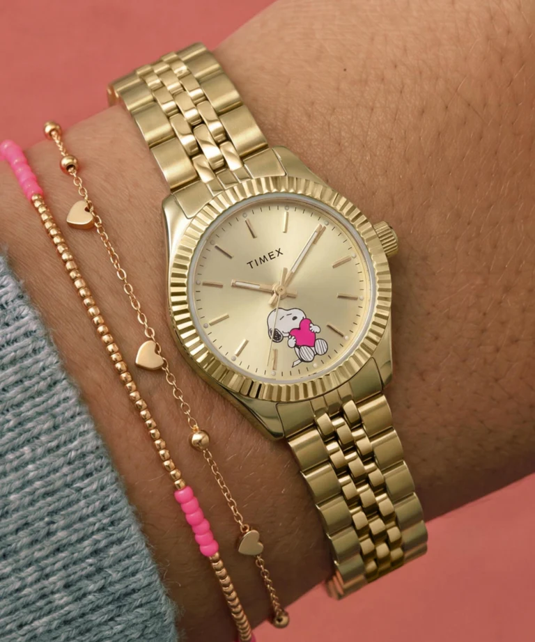 Timex Peanuts x Timex Legacy Mini Heart watch
