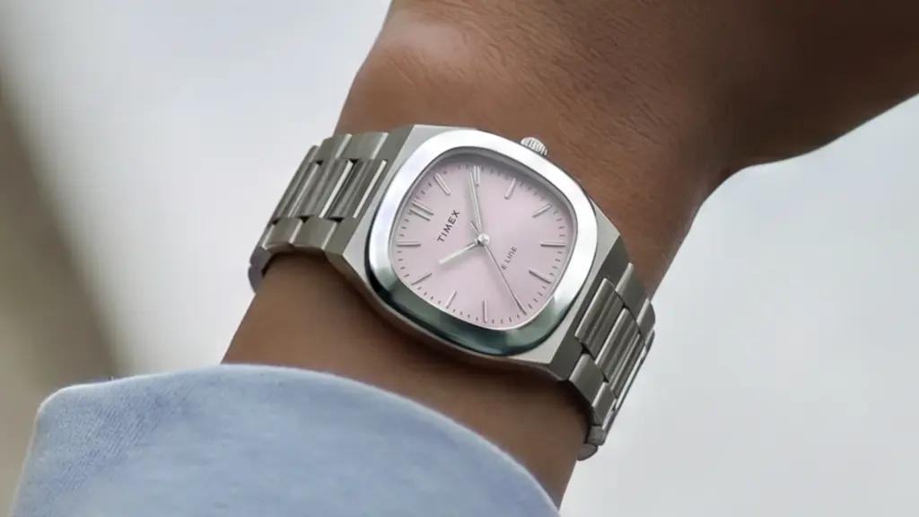 Timex Quartz E Line watches