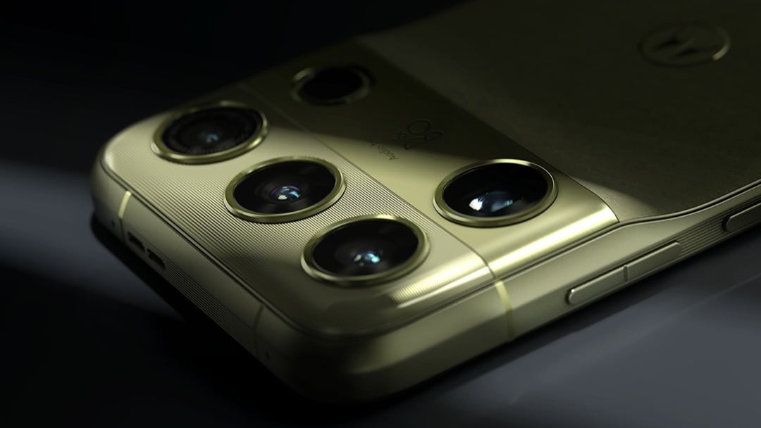 Motorola Signature 27: 200-МП сенсор LYTIA и звук Bang & Olufsen
