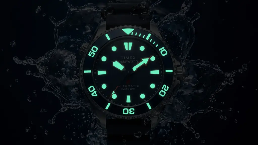 Timex Deepwater Meridian 200 HEV Automatic dive watches