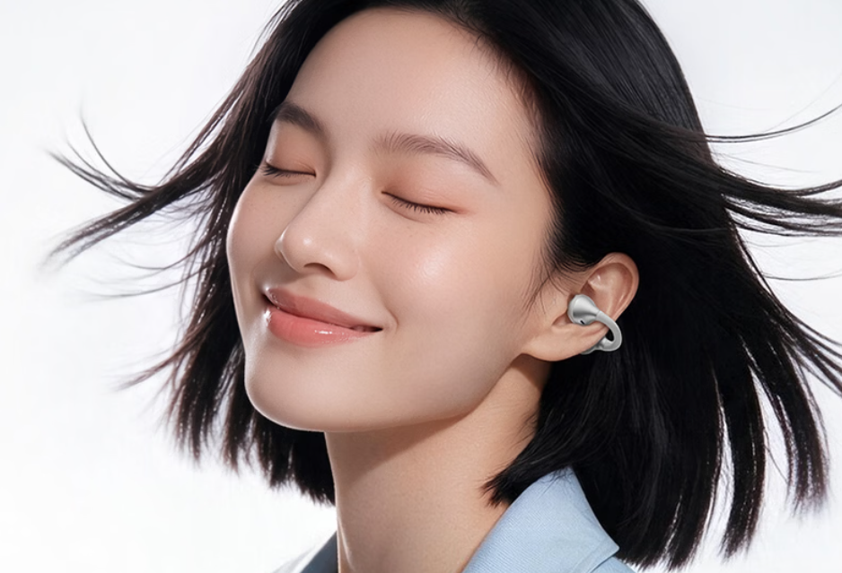 Edifier We-Bass clip-on earbuds