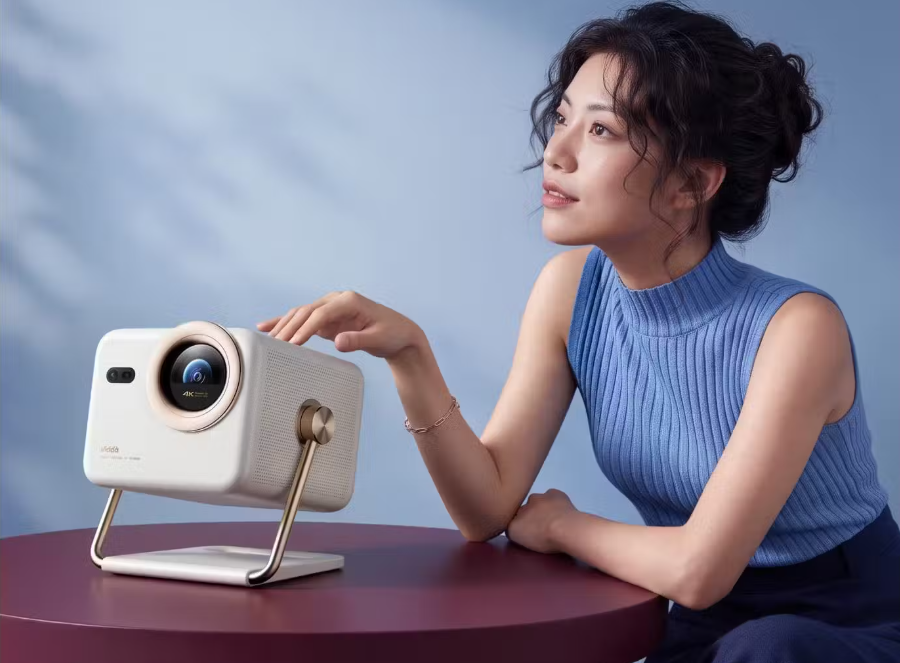 Hisense Vidda Big Eye M2 Pro projector