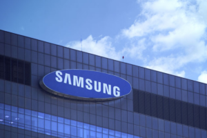 Samsung’s making no profit from its smartphone business despite strong sales, may cut production by up to 30%