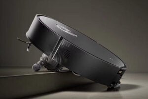 Xiaomi launches new vacuum and mop robot with three edge-cleaning arms