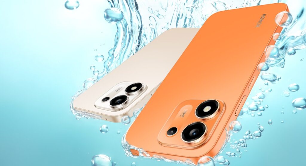 Two Honor X8e 4G smartphones in orange and beige surrounded by splashing water bubbles.