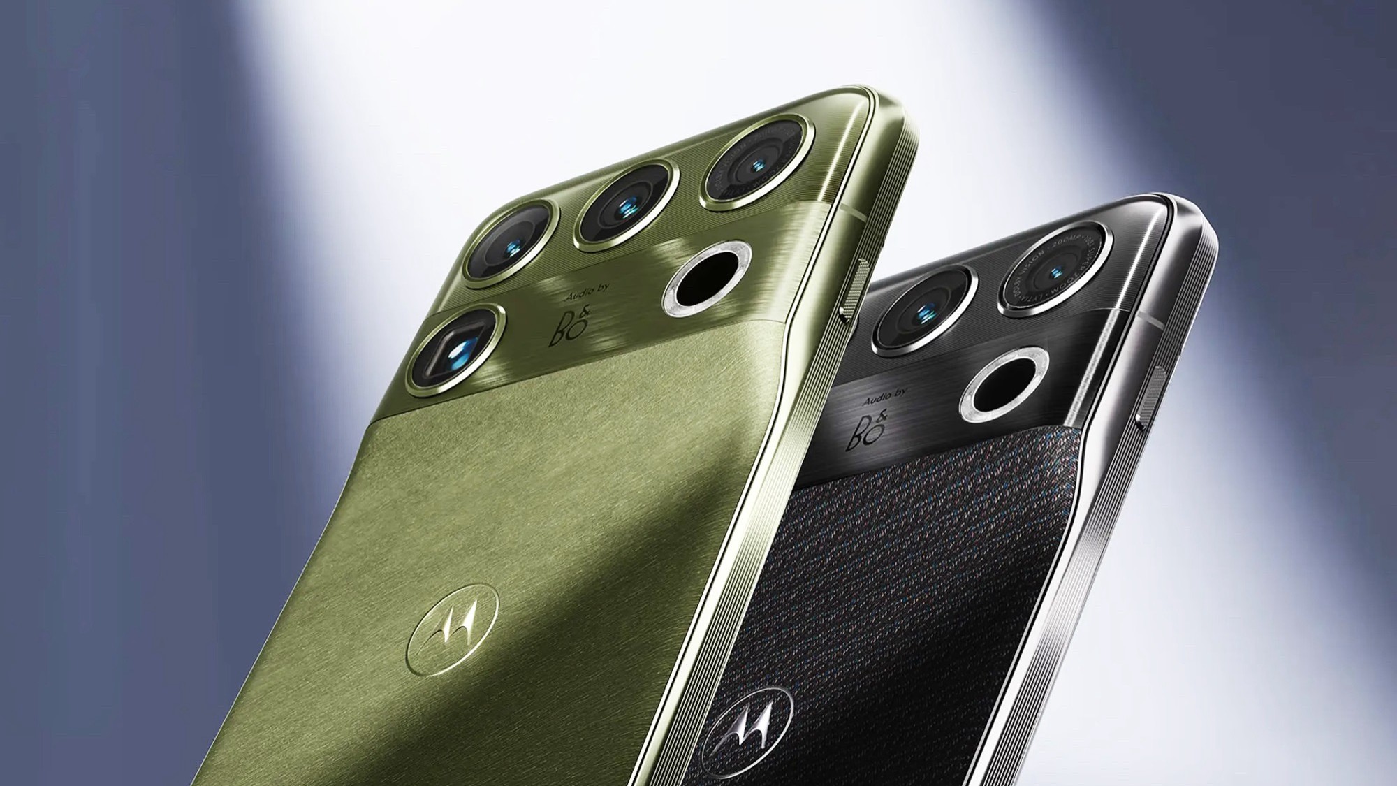 Motorola Signature 27, Razr Flex 27 retail listings hint at $1,500+ price tag